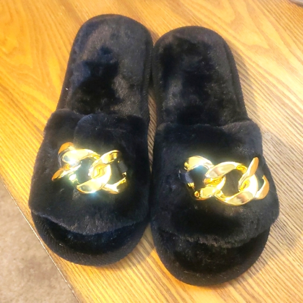 Black slippers